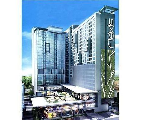 Premier Times International Hotel Seri Kembangan Exterior foto